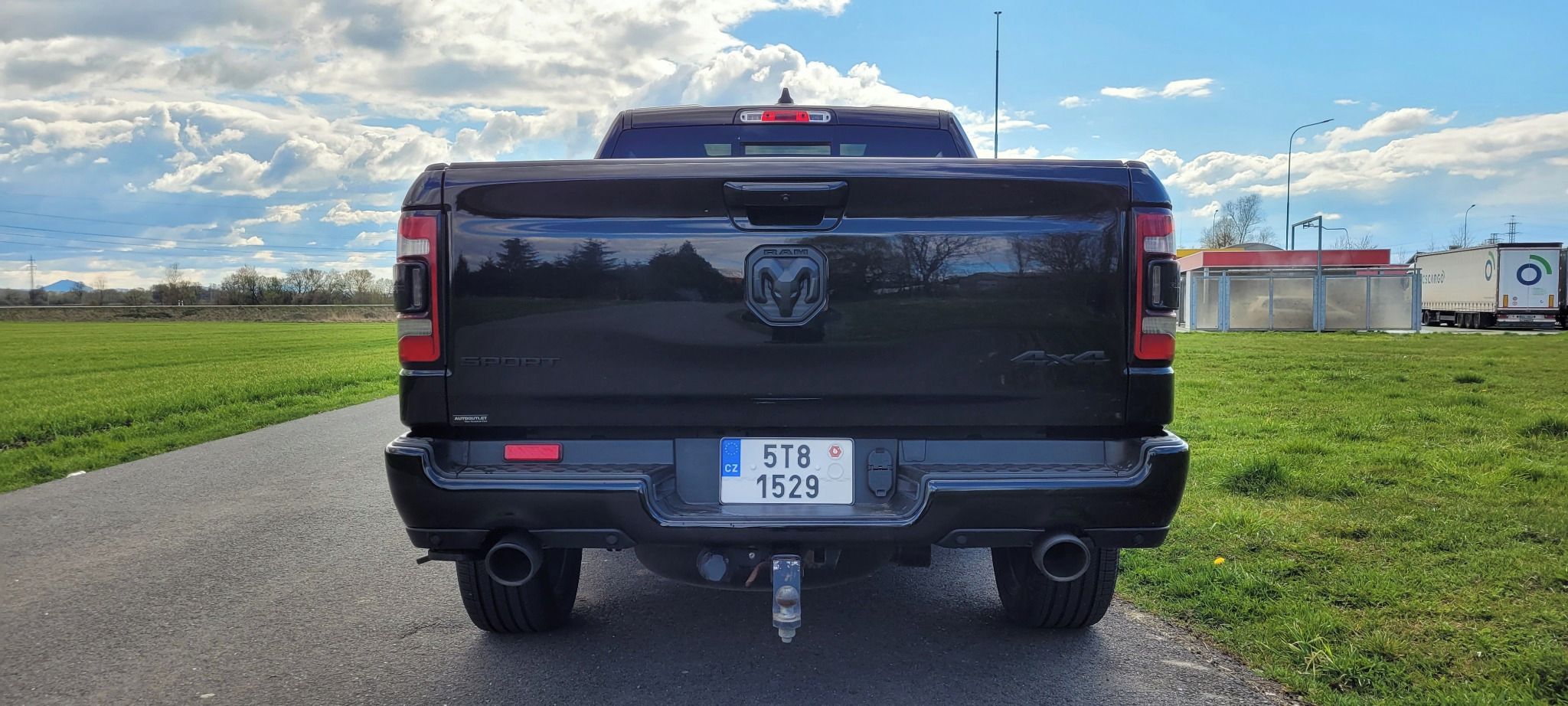 Dodge Ram, 5,7 Sport, ČR, DPH, LPG - fotka 5
