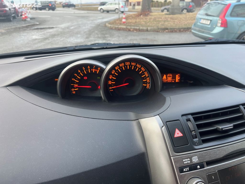 Toyota Verso, fotka 16