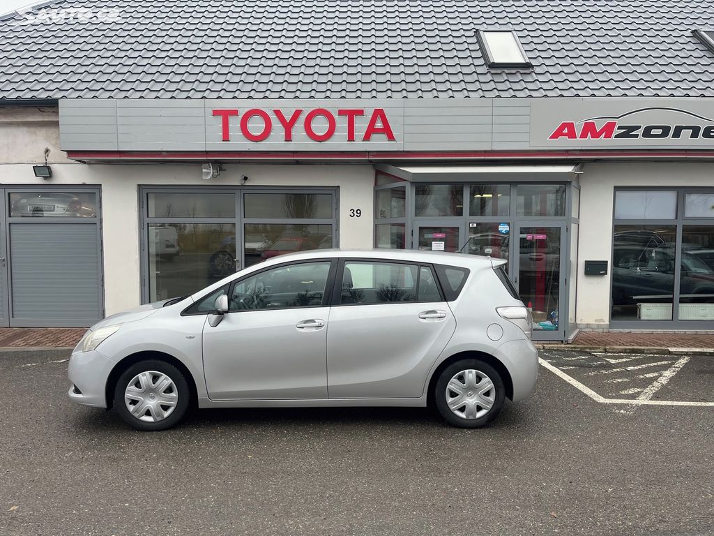 Toyota Verso, fotka 3
