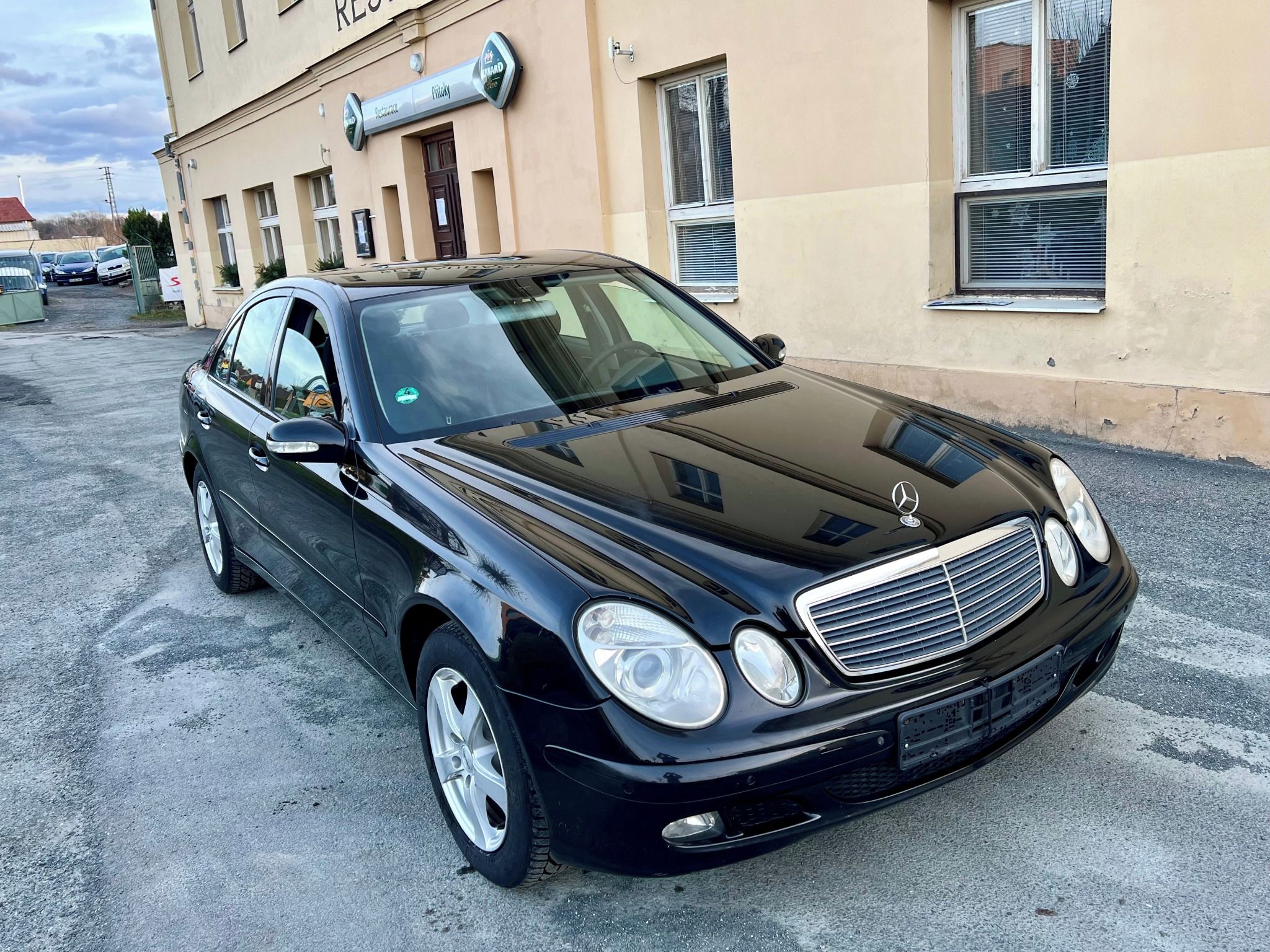Mercedes-Benz Třídy E, 320CDi 165kW.Navi. - fotka 6