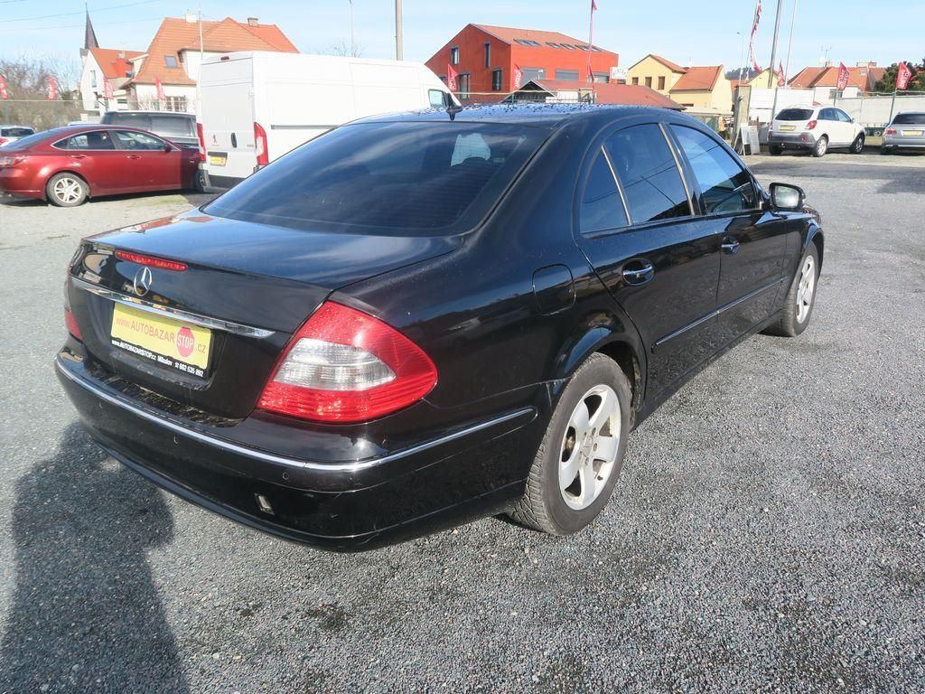 Mercedes-Benz Třídy E, CDI 4Matic Avantgarde AUTOMAT - fotka 4