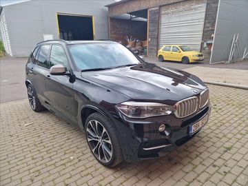 3,0 d xDRIVE 1.MAJ ČR KOLA DPH