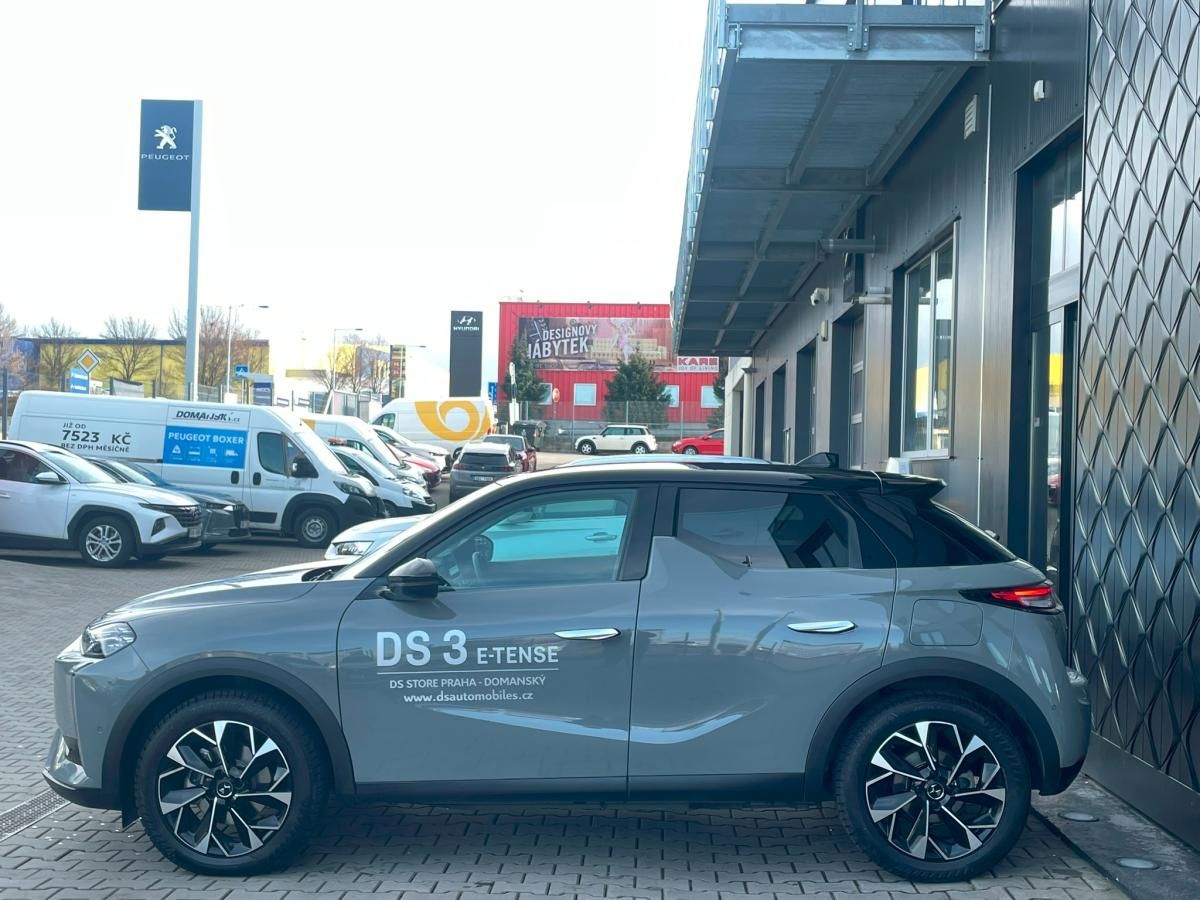 DS 3 Crossback, RIVOLI E-Tense 115 kW - fotka 4