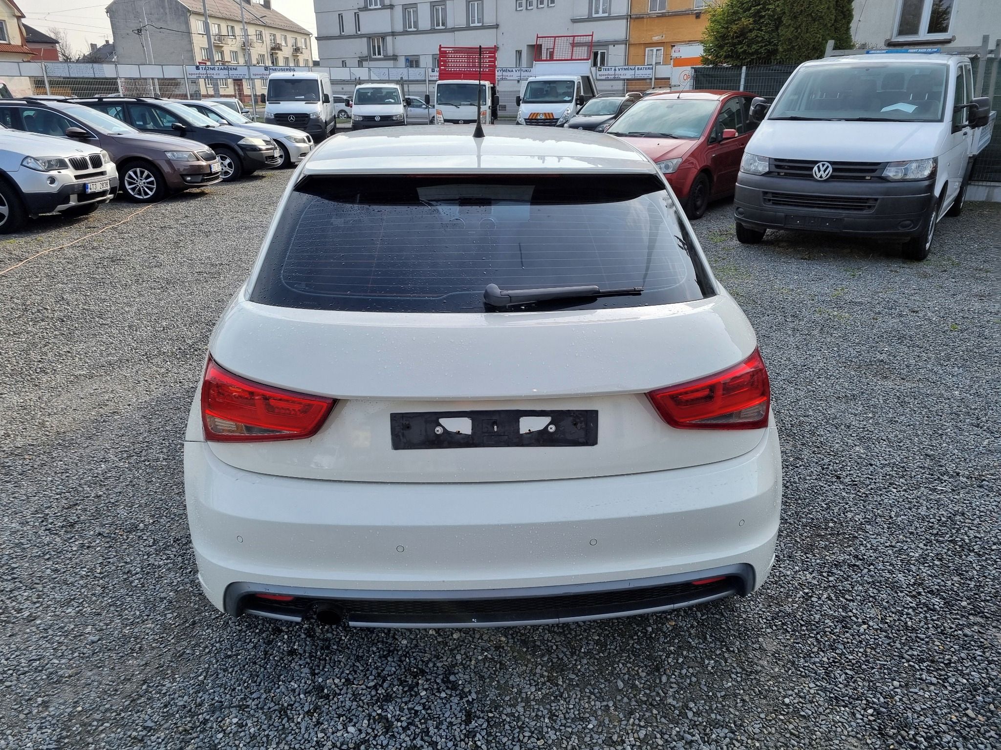 Audi A1, 1.6TDi 77kw s-line - fotka 6