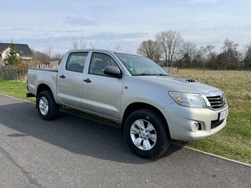 Obrázek k inzerátu: Toyota Hilux, 2.5 D, 2 majitel, manuál