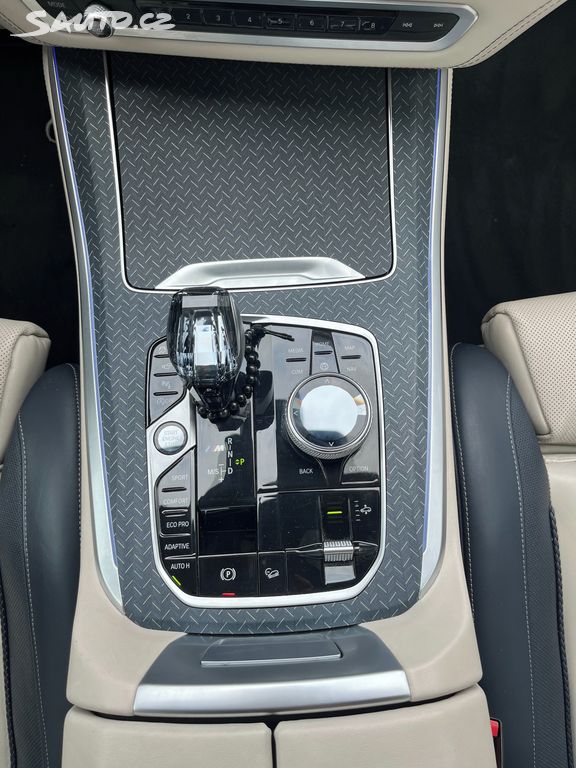 BMW X5, fotka 23