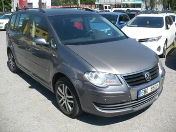 Volkswagen Touran, 1.9 TDI 7-Míst TZ