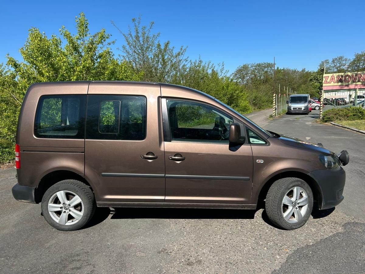 Volkswagen Caddy, 2.0TDI  4x4 servis. historie