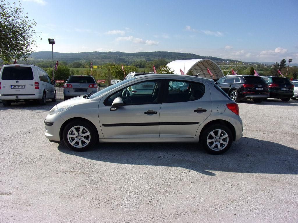 Peugeot 207, 1.4 Urban - fotka 5