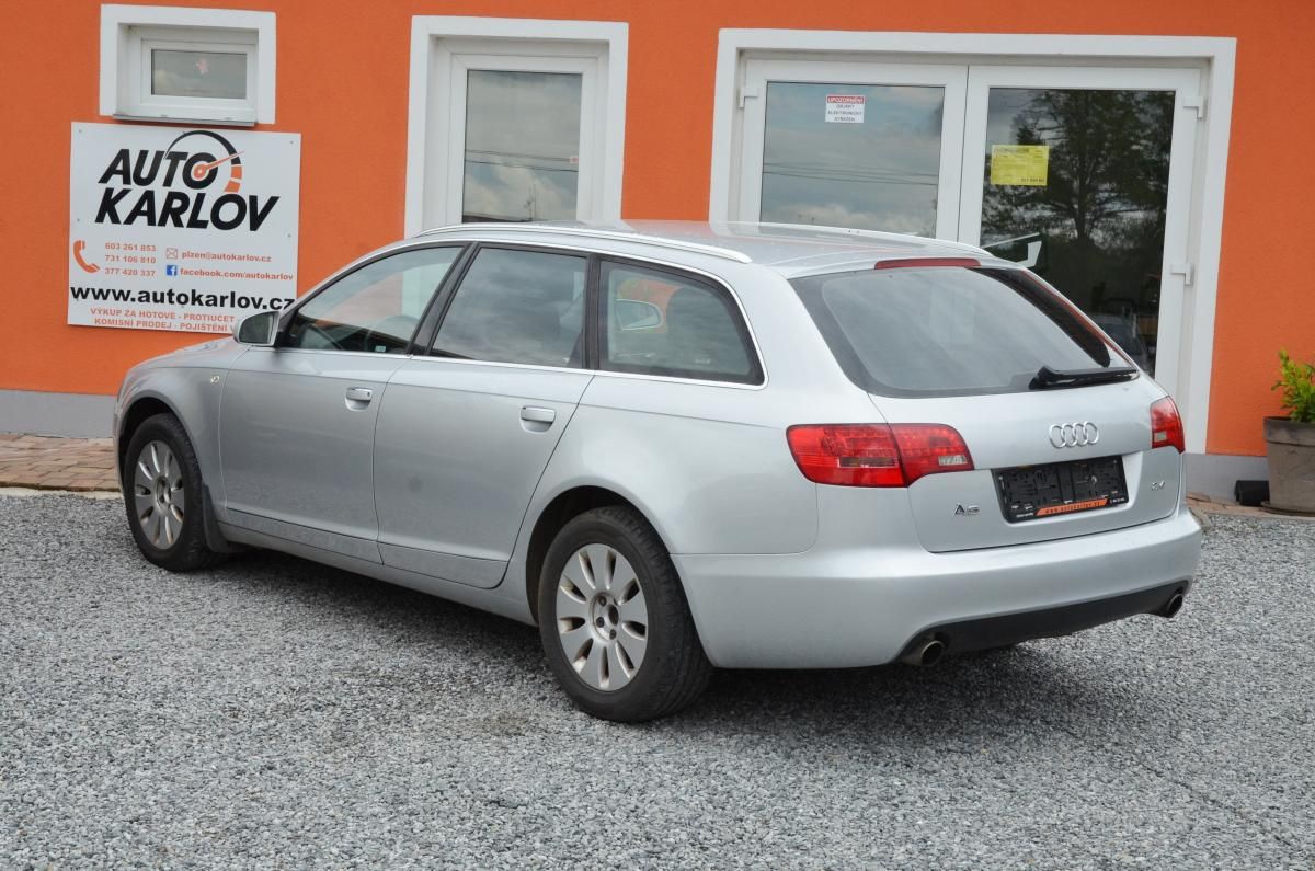 Audi A6 Avant, 2.4i V6 130kW - fotka 4