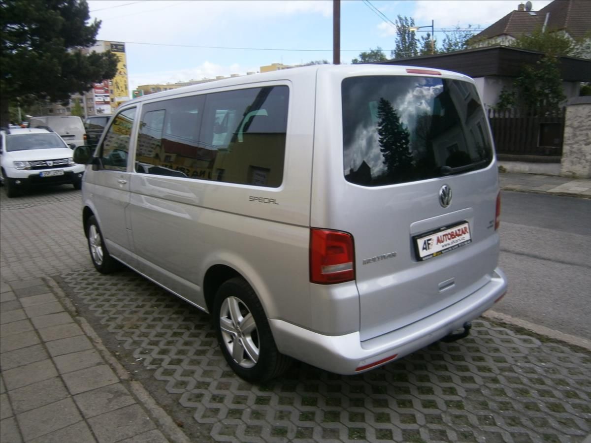 Volkswagen Multivan, 2,0 TDI SPECIAL 103 KW 7 MÍST - fotka 3