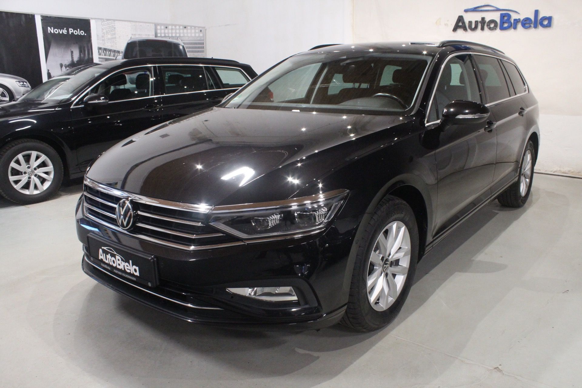 Volkswagen Passat, 2.0TDI DSG Matrix Display - fotka 6