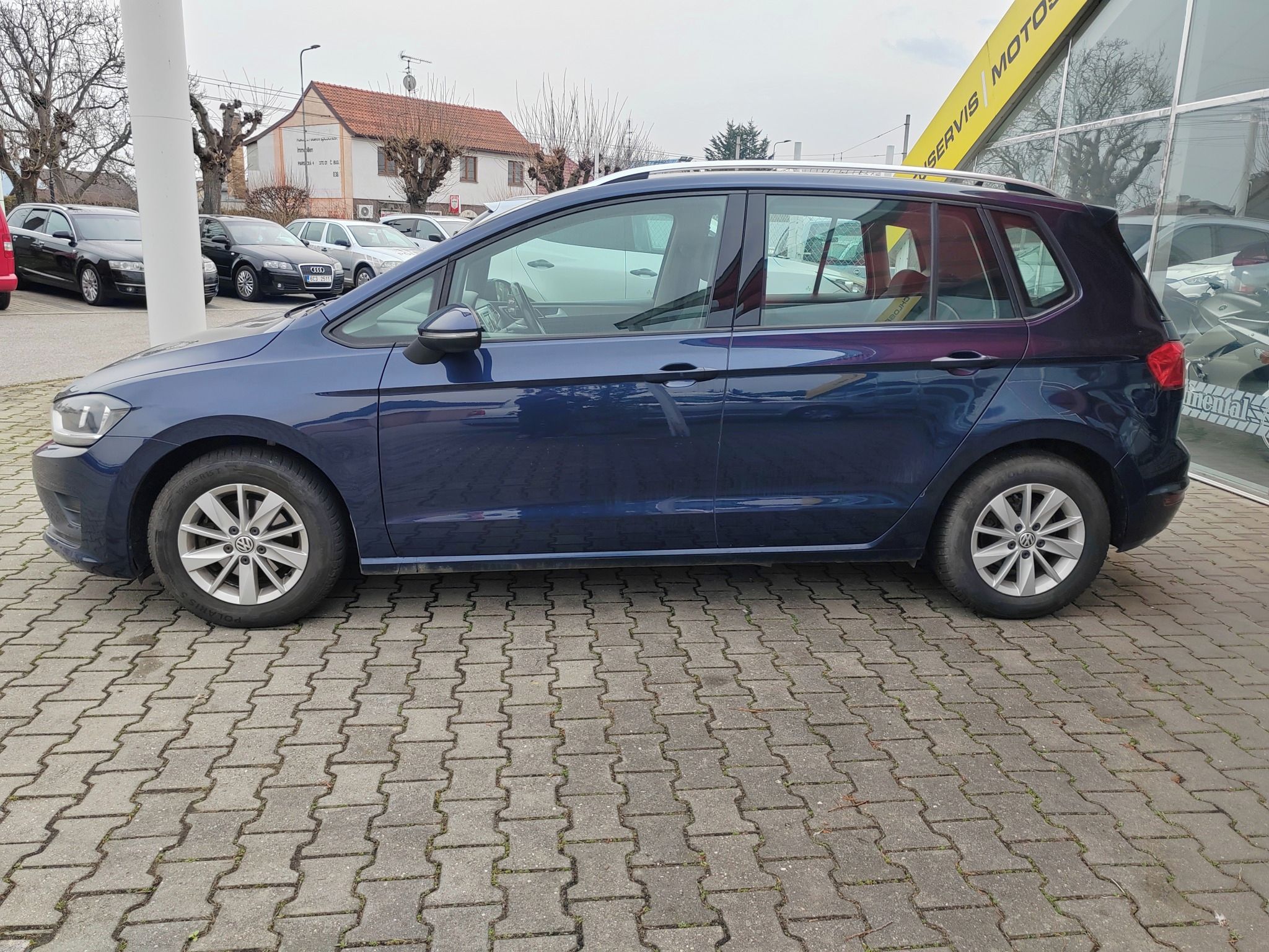 Volkswagen Golf Sportsvan, 1.2TSI 81KW, 1.Majitel - fotka 3
