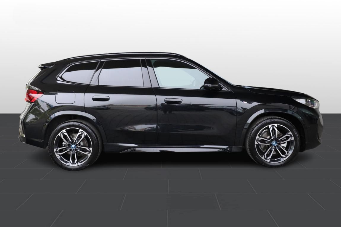 BMW X1, xDrive25e - fotka 4