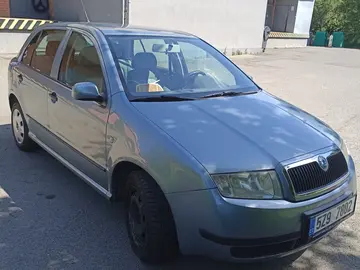 Škoda Fabia, 1.4 servisováno a garážováno