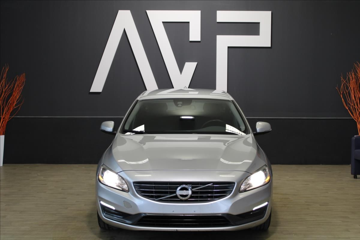 Volvo V60, 1.6D2*84kW*Summum*MAN* - fotka 3