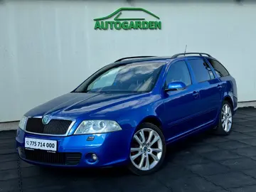 Škoda Octavia, RS 125kW navi, xenon, nová STK