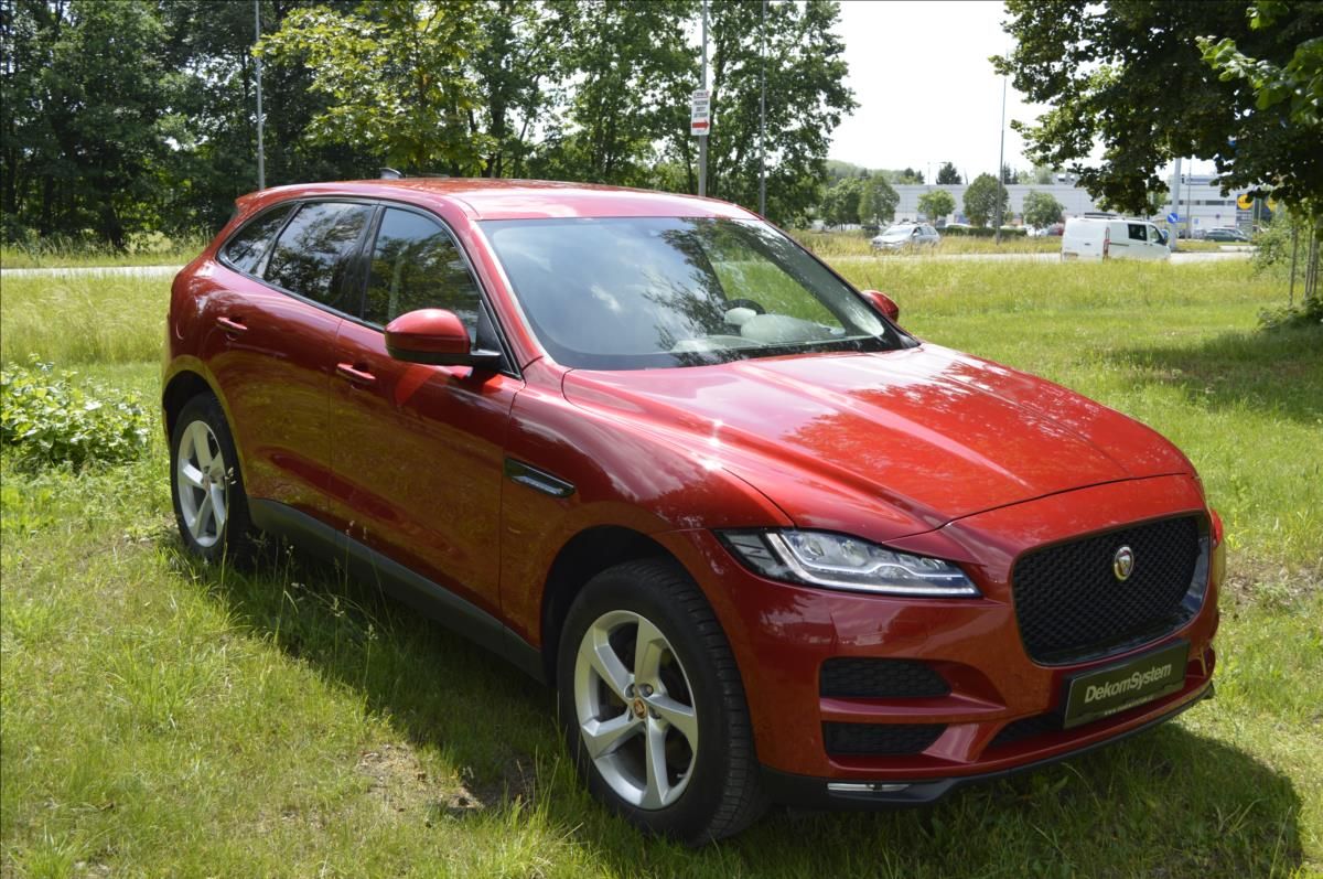 Jaguar F-Pace, 2,0 25d AWD R-SPORT Auto - fotka 3