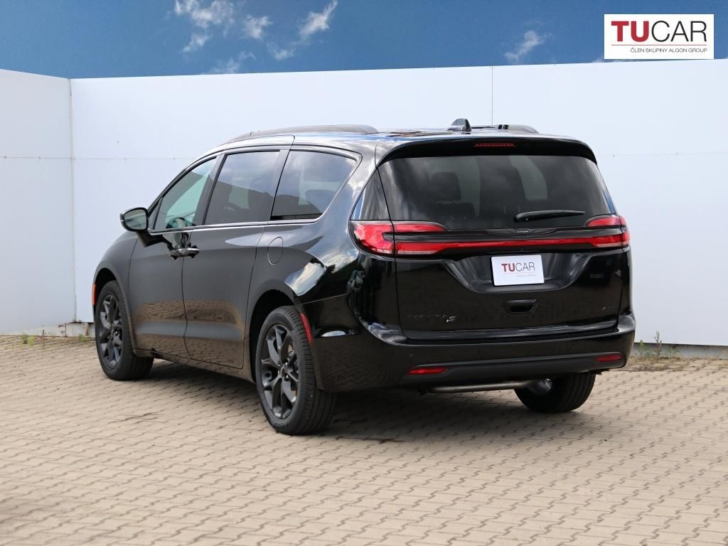 Chrysler Pacifica, Touring L AWD S paket - fotka 5