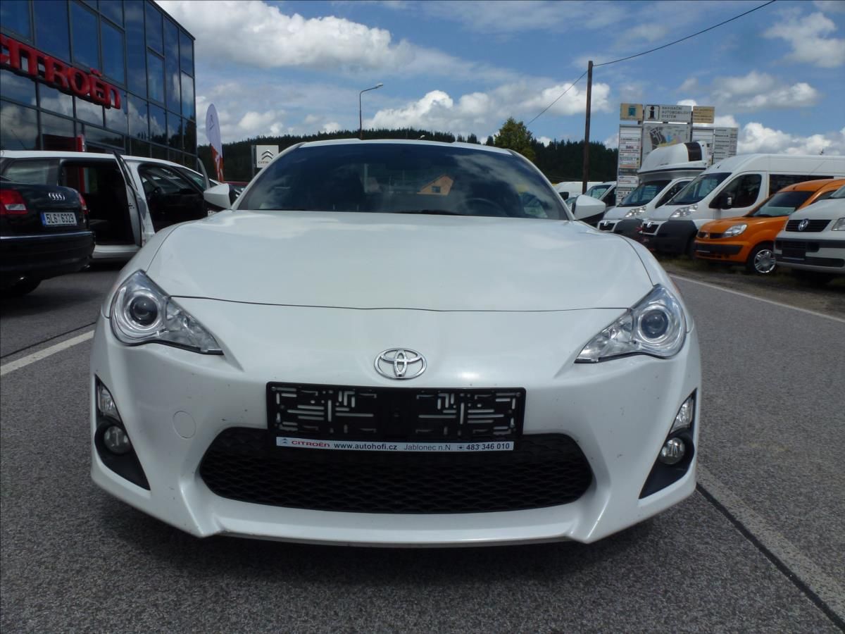 Toyota GT86, 2,0 16V BOXER Málo KM!!!  SCIO - fotka 3