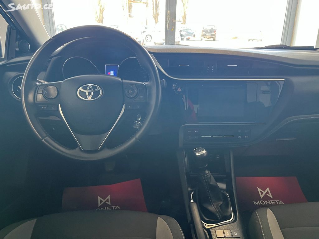 Toyota Auris, fotka 26