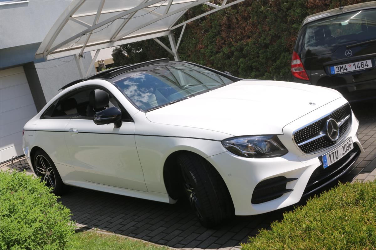 Mercedes-Benz Třídy E, 4 MATIC 1.maj ČR DPH,59TKM - fotka 3