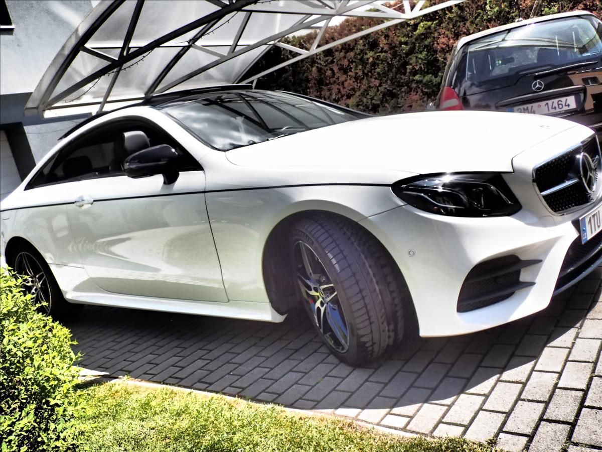 Mercedes-Benz Třídy E, 4 MATIC 1.maj ČR DPH,59TKM - fotka 4