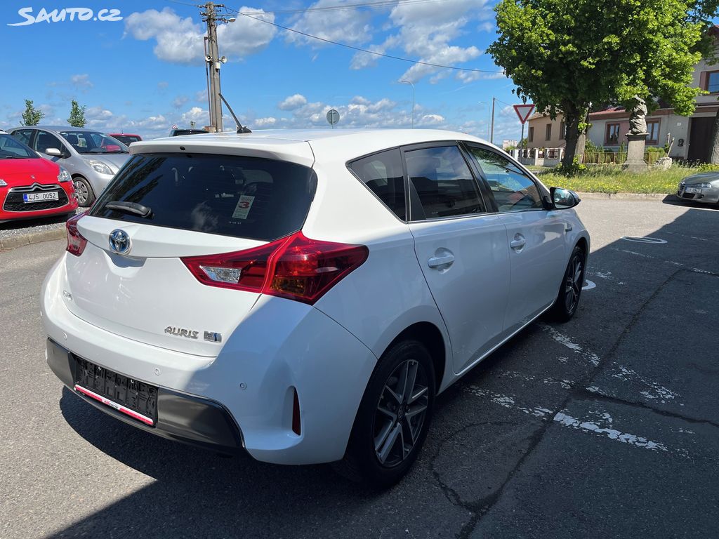 Toyota Auris, fotka 6
