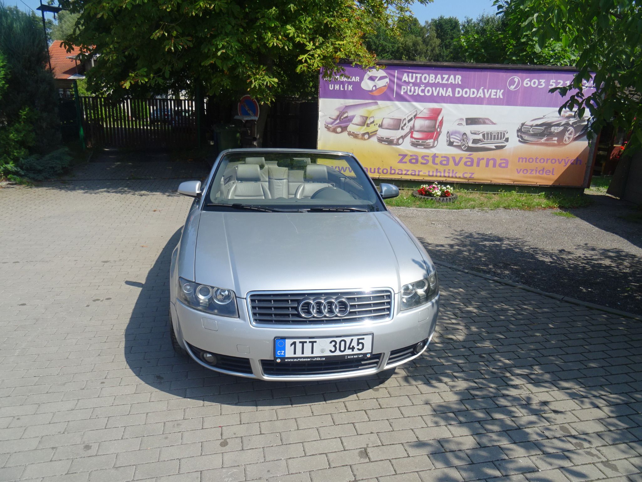 Audi A4, 2.4 I VADA PŘEVODOVKY !!! - fotka 2
