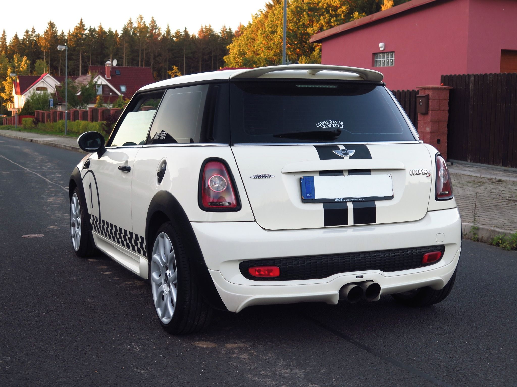 Mini Cooper S, JOHN COOPER WORKS 141kW CARBON - fotka 6