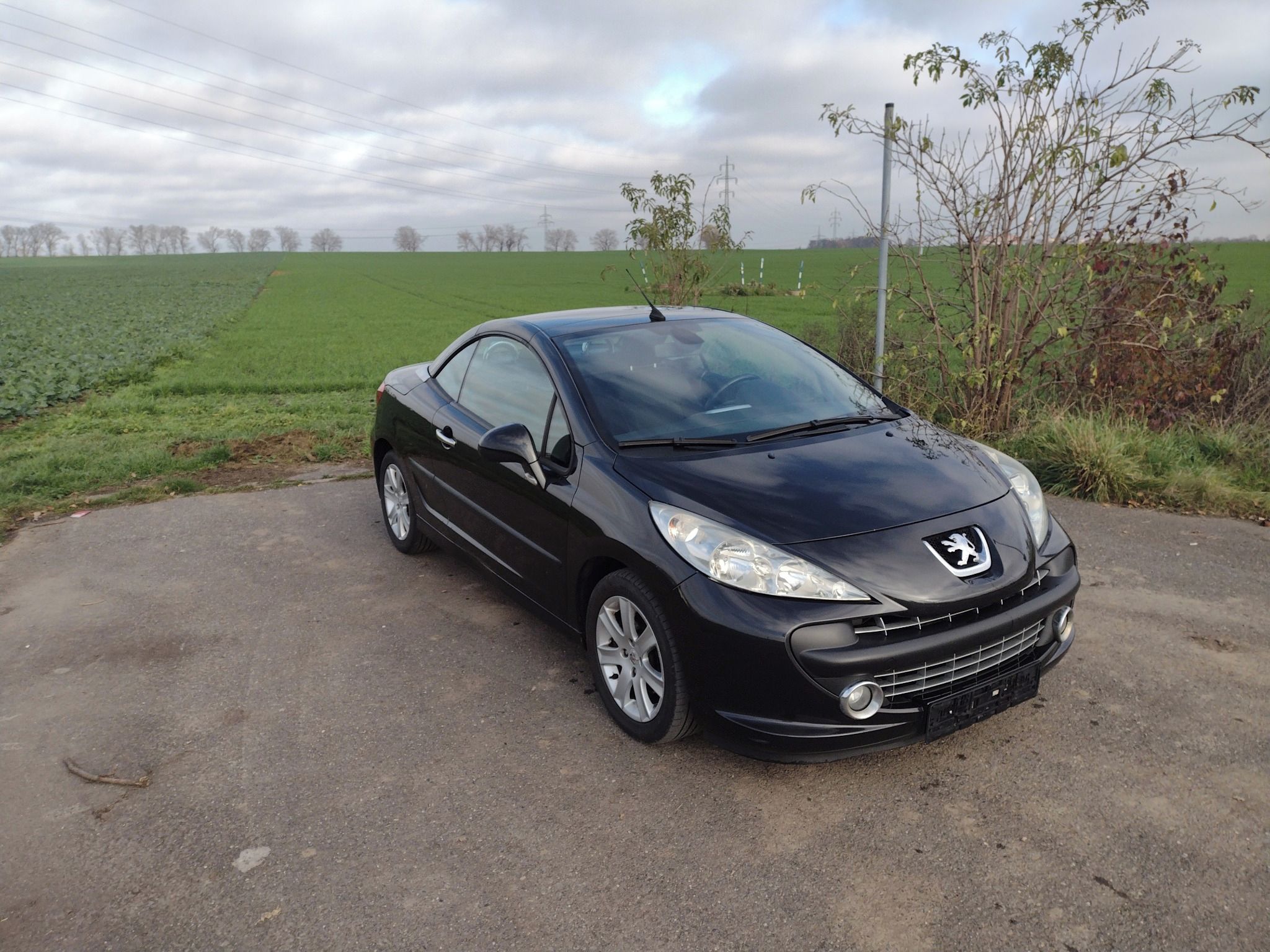 Peugeot 207, CC 1.6HDi 80kW KLIMA,SERVIS.KN - fotka 3