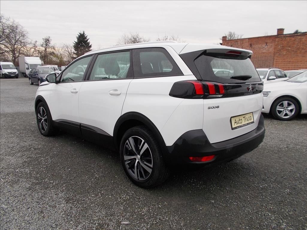 Peugeot 5008, ACTIVE 1.6 BlueHDi 120 7-míst - fotka 3