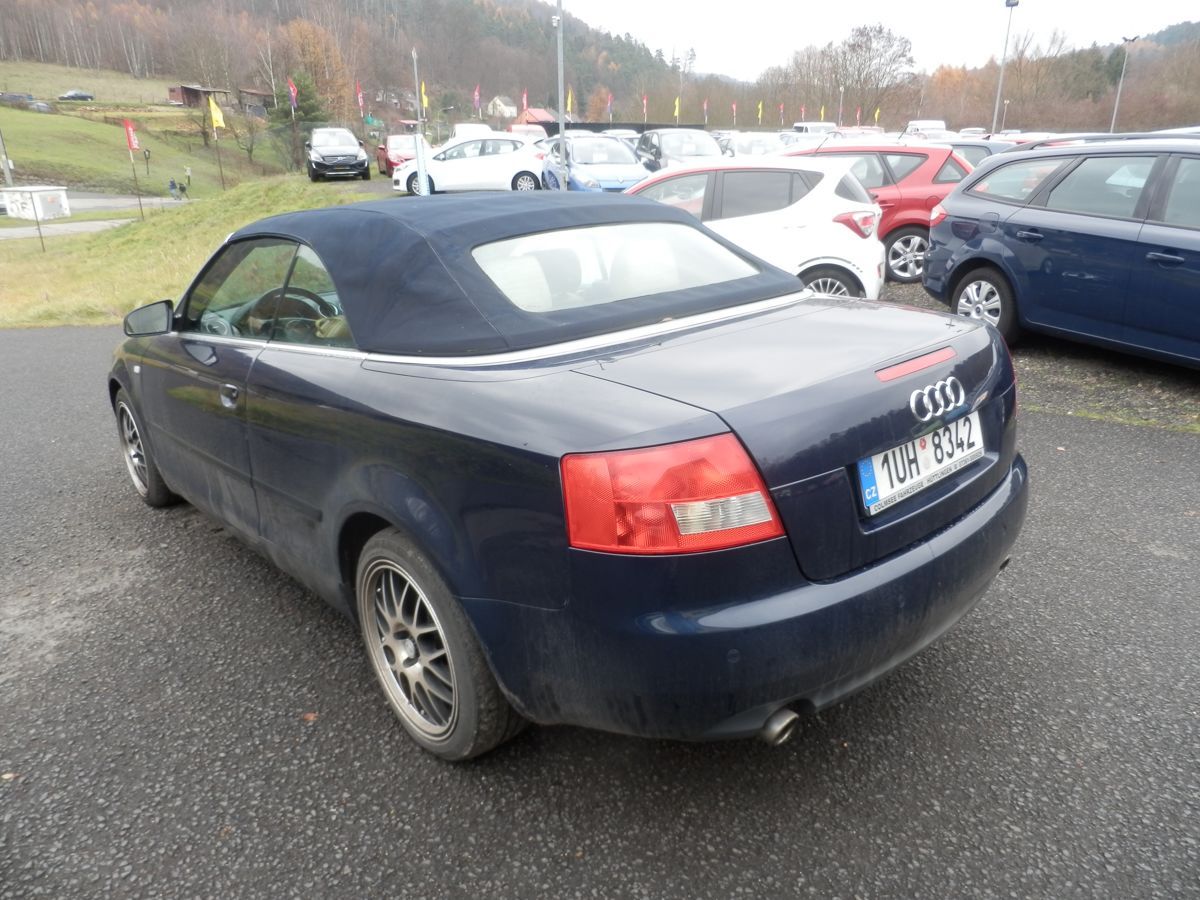 Audi A4, 1,8T 120KW CARBIO - fotka 6