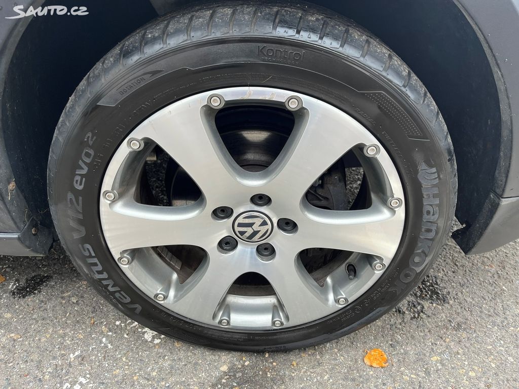 Volkswagen Touran, fotka 25