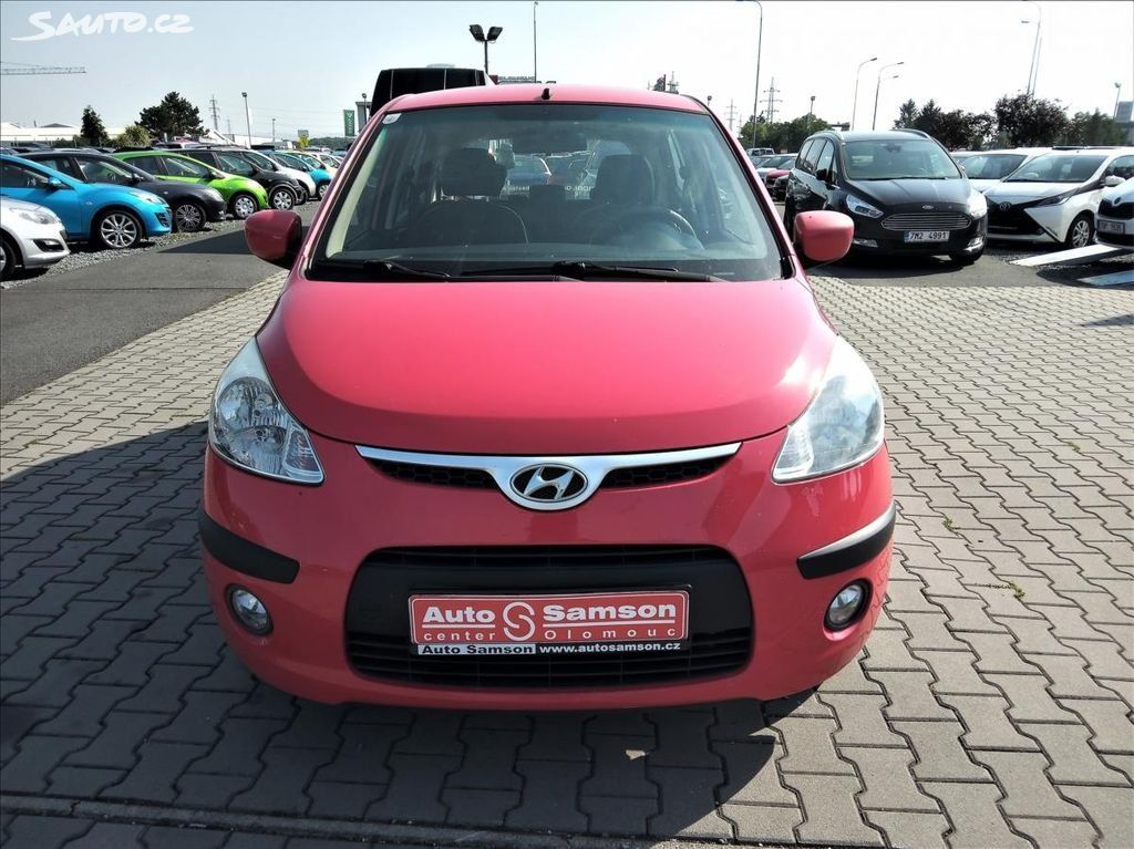 Hyundai i10, 1,1 i*Comfort*KLIMATIZACE* - fotka 2