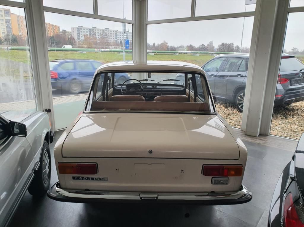 Lada, 1,2 VAZ 21013 - fotka 4