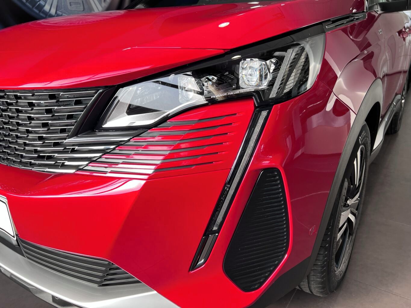 Peugeot 3008, GT 130 S&S EAT8 MASÁŽE - fotka 6