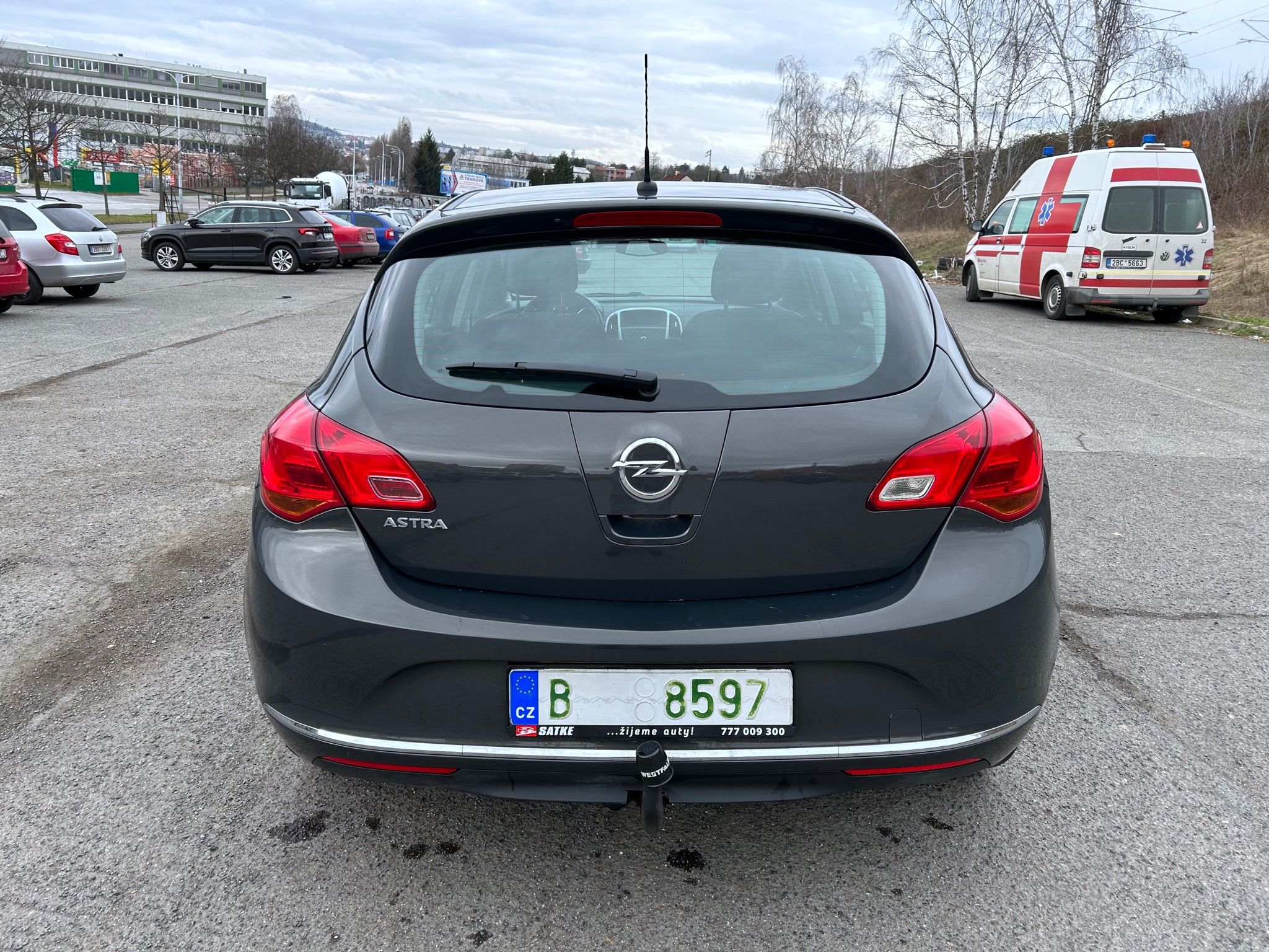 Opel Astra, J 1,6, tažné zařízení - fotka 6