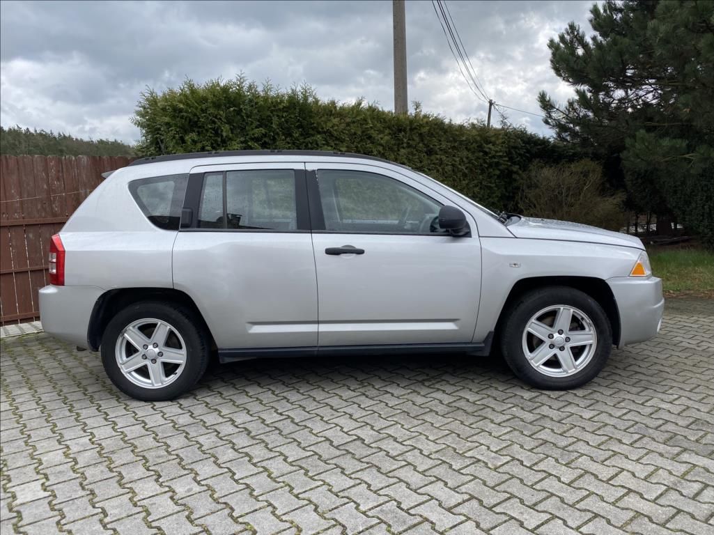 Jeep Compass, 2,0 CRD  LIMITED - fotka 6