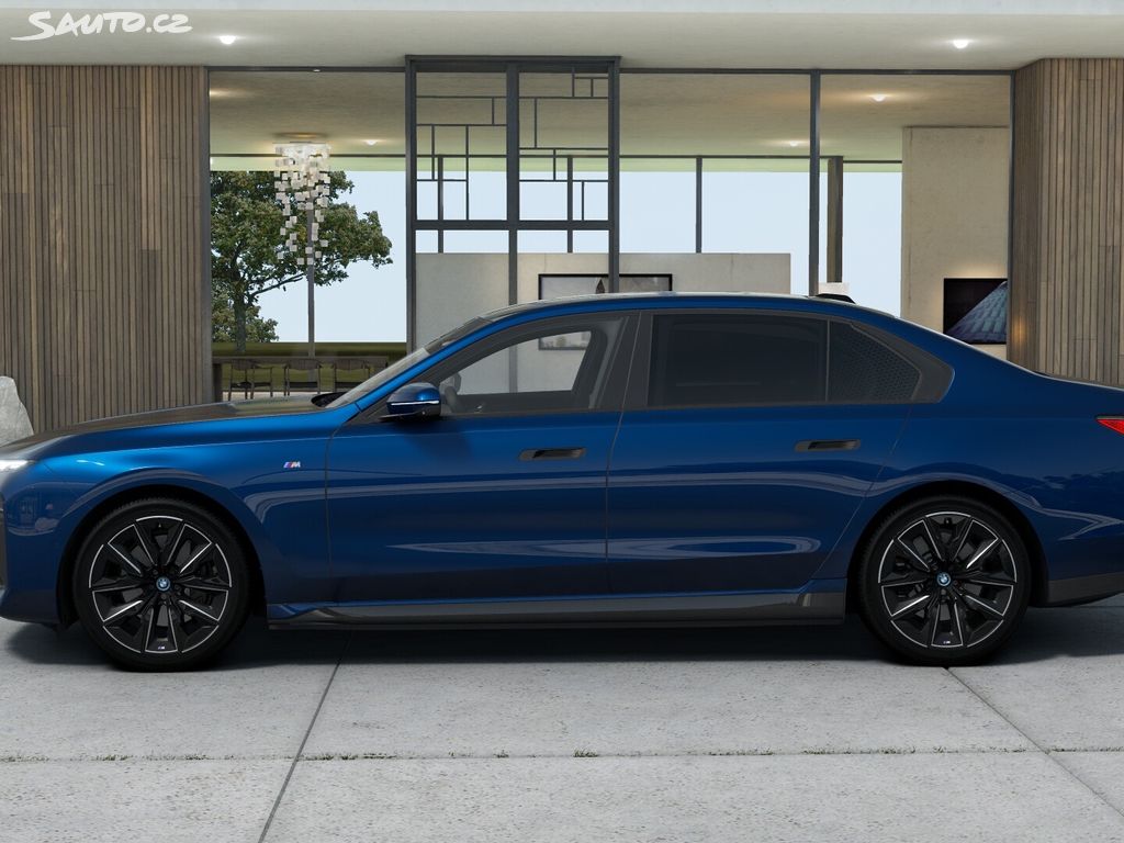 BMW i7 M60 xDrive Msport - IHNED | Sauto.cz