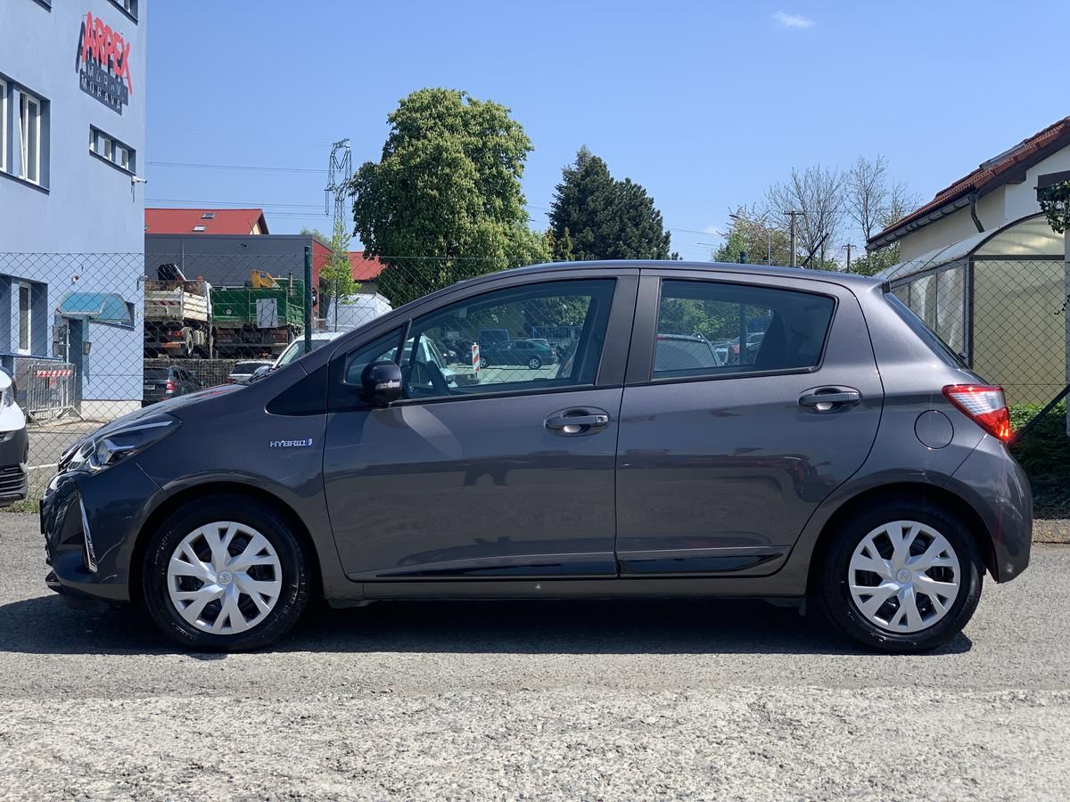 Toyota Yaris, 1.5i HYBRID AUTOMAT odp.DPH - fotka 4