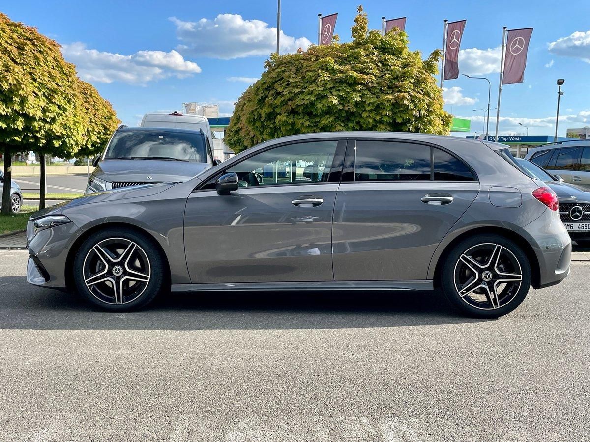 Mercedes-Benz Třídy A, 180 AMG linie - fotka 6
