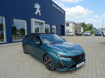 SW GT Plug-in HYBRID 225 e-EAT