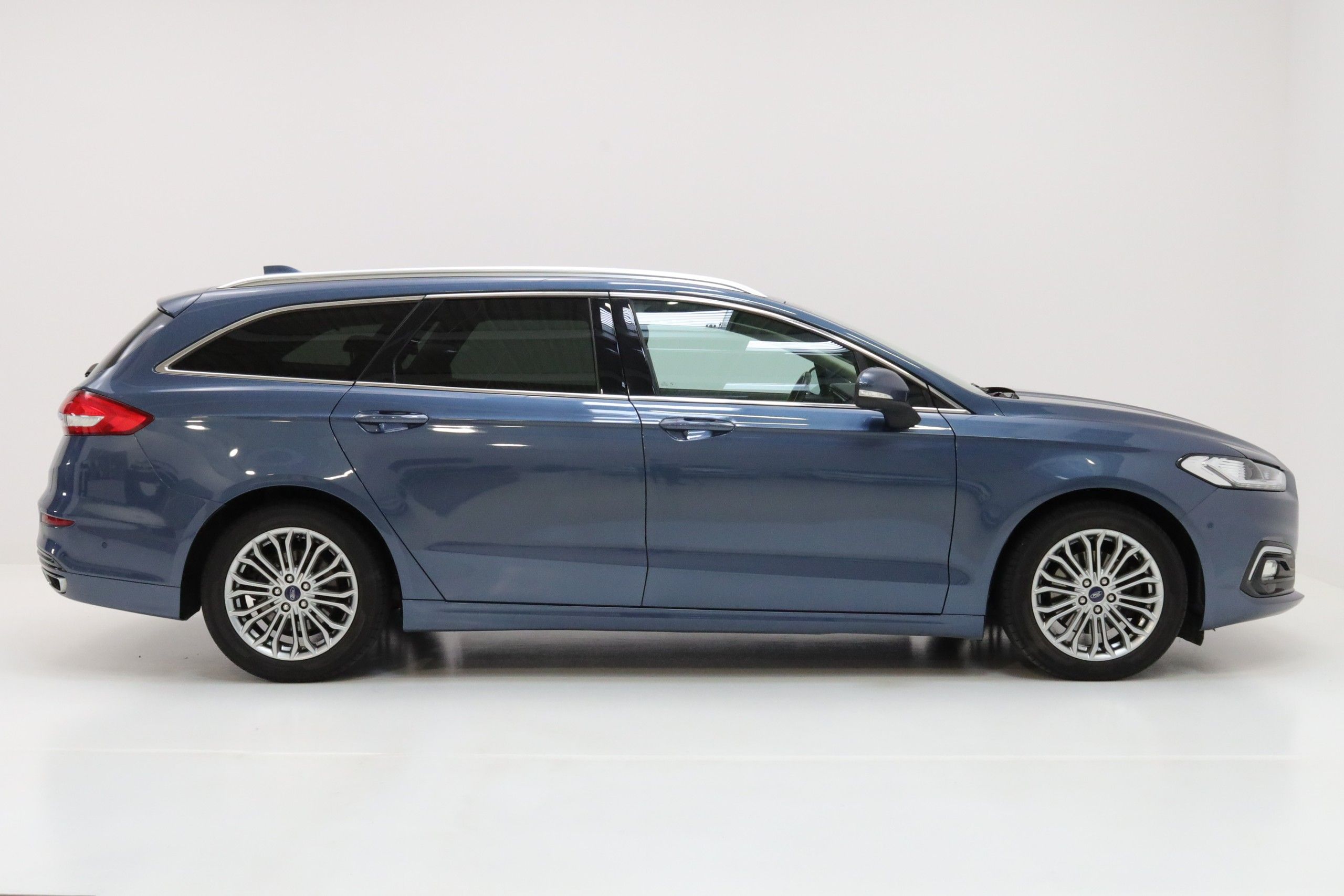 Ford Mondeo, 140kW,AT8,nové ČR,1.maj.servis - fotka 5