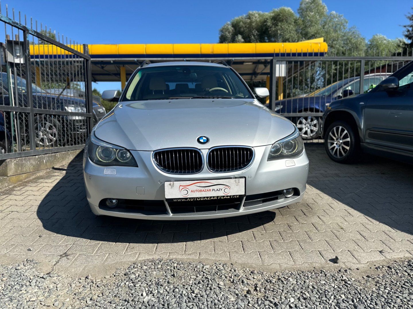 BMW Řada 5, 530Xd PĚKNÝ STAV - fotka 3