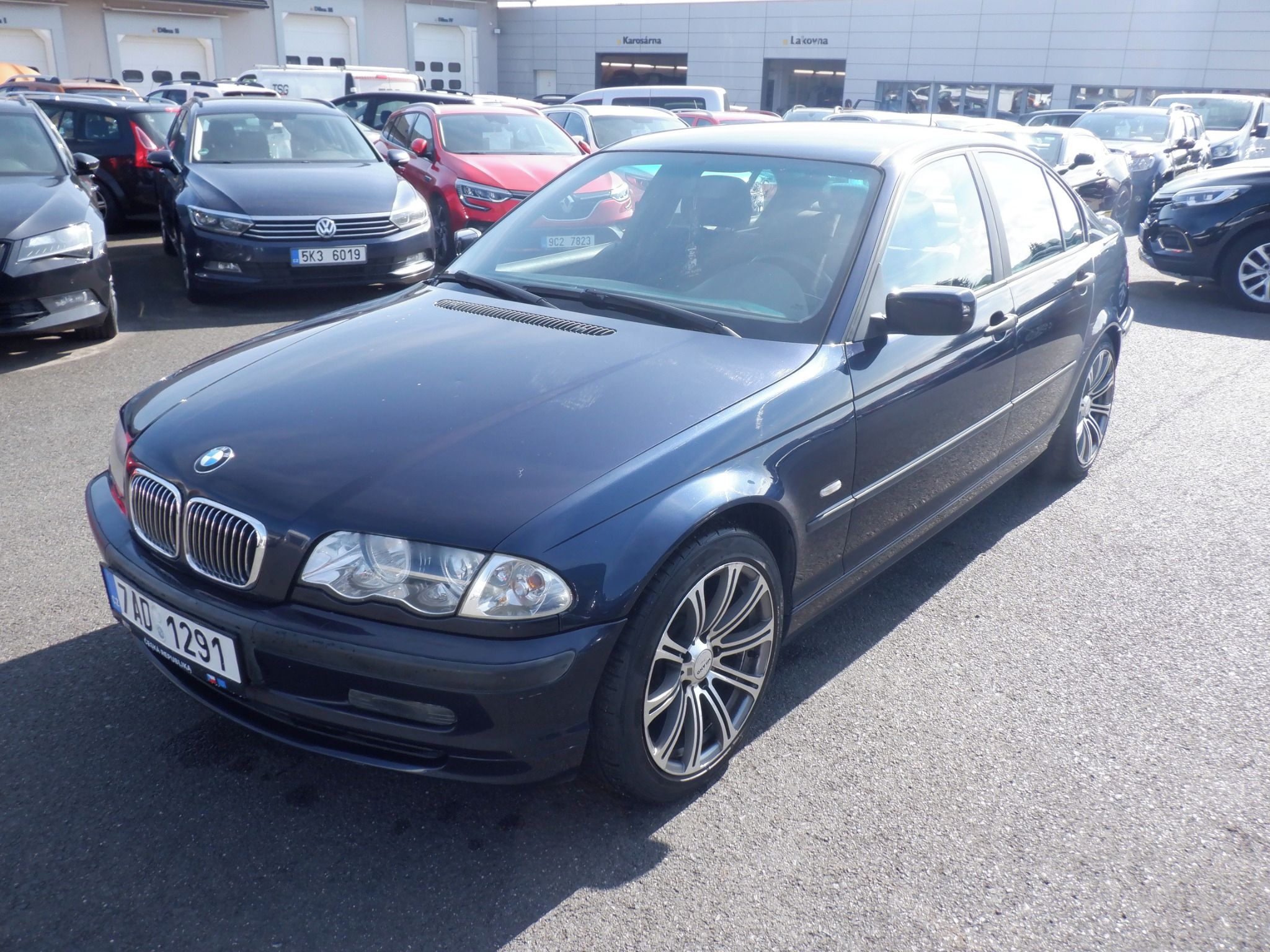 BMW Řada 3, 316i 1.8i
