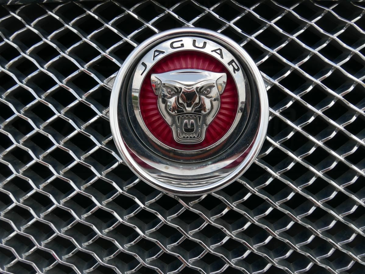 Jaguar XF, 2,2L Diesel Kombi Automat - fotka 5