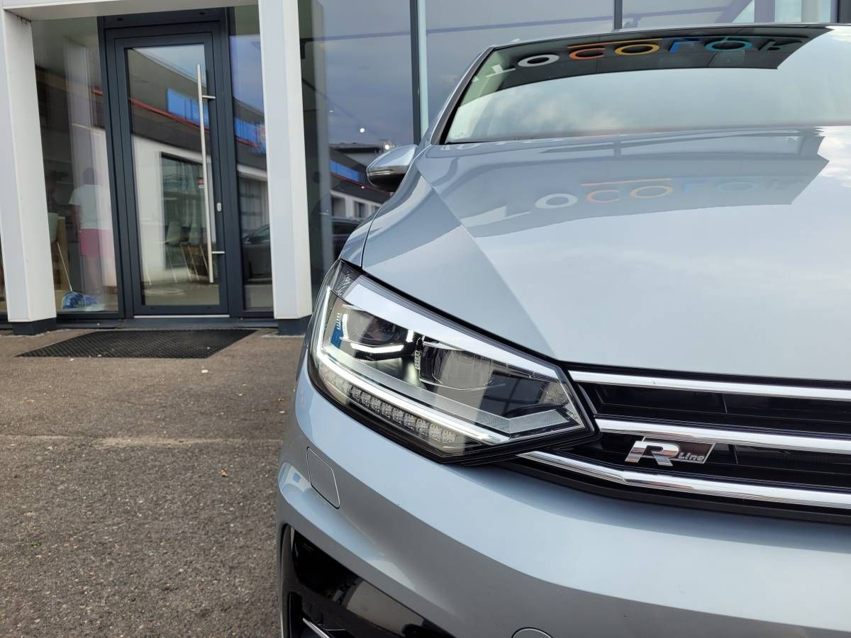 Volkswagen Touran, 1.5 TSI DSG R-Line 7míst TAŽNÉ - fotka 5