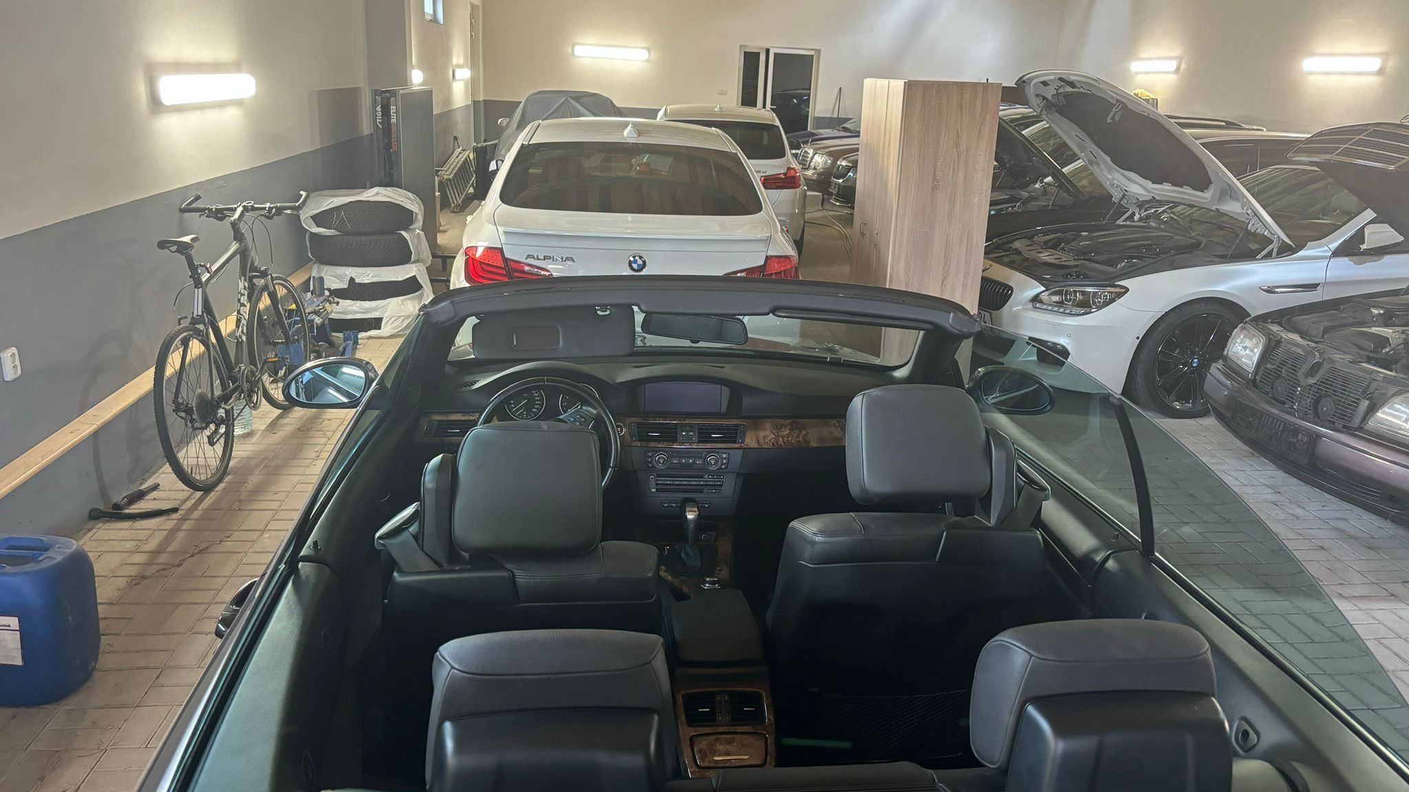 BMW Řada 3, 335i  cabrio - fotka 4