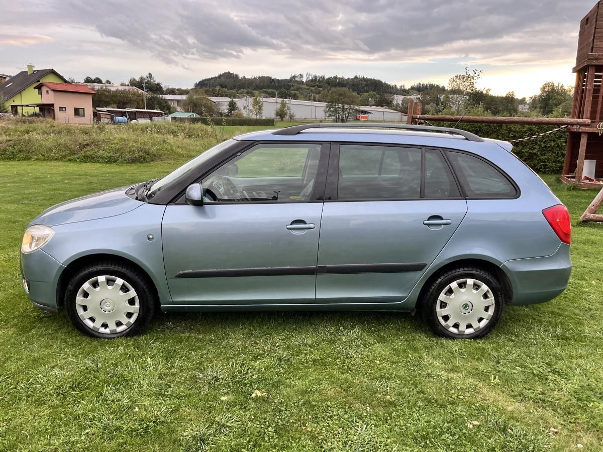 Škoda Fabia, 1.2 51KW,KLIMA,CD,ZIMNÍ PNEU - fotka 4